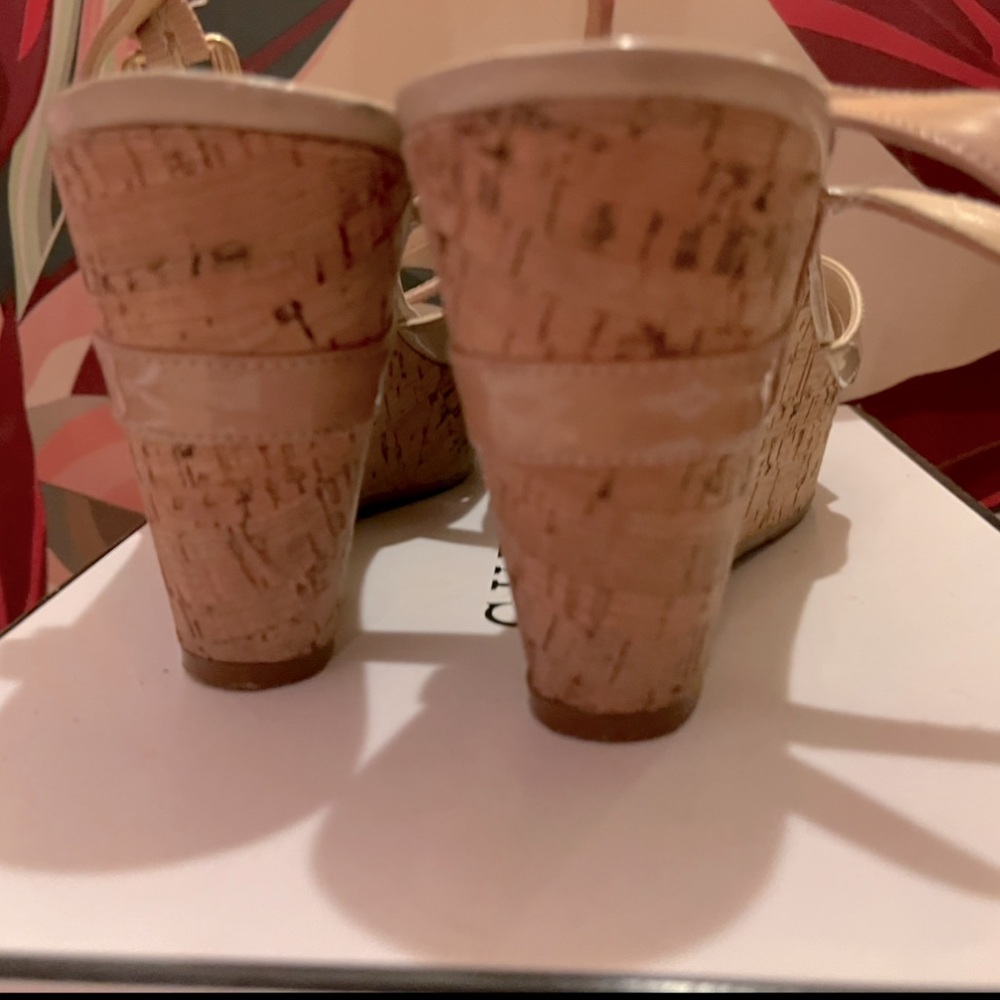 Guess Neutral & Blush- Wedge Sandals with Cork Platform Heels-Worn 1 Day - Picture 6 of 6